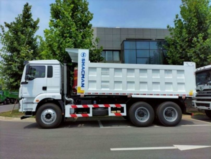 SHACMAN F3000 camión de basura 6x4 motor WEICHAI 420hp Euro II blancos con 10 llantas