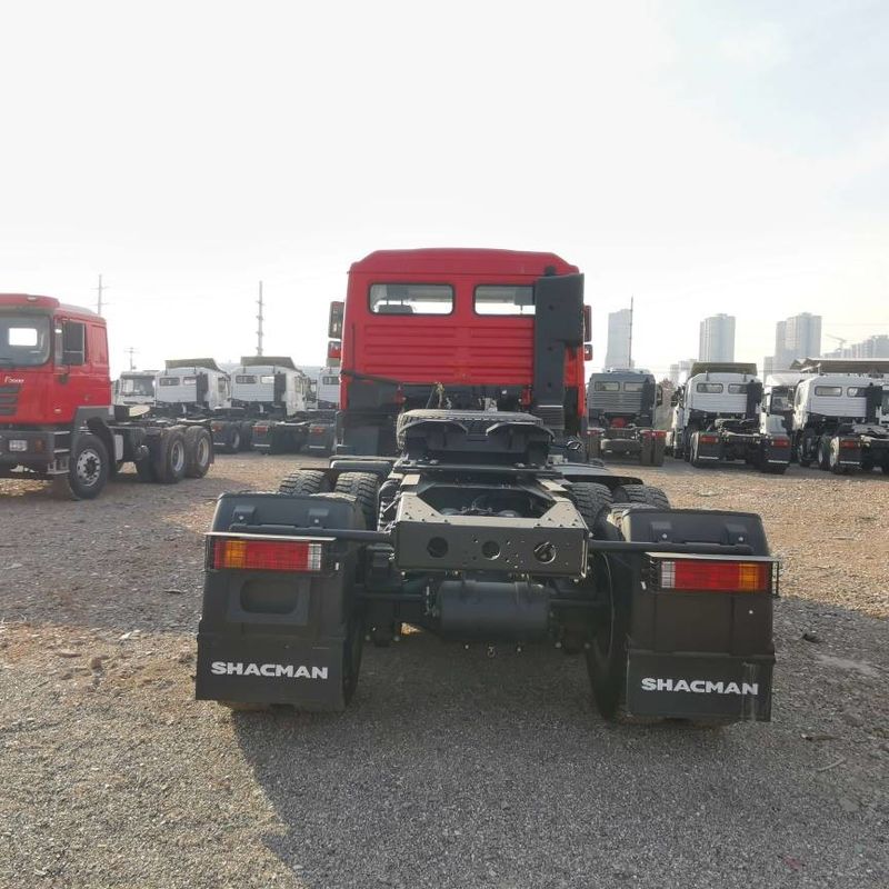 Rojo SHACMAN F3000 375HP Euro V 6 ruedas cabeza del tractor 4x2 motor WEICHAI