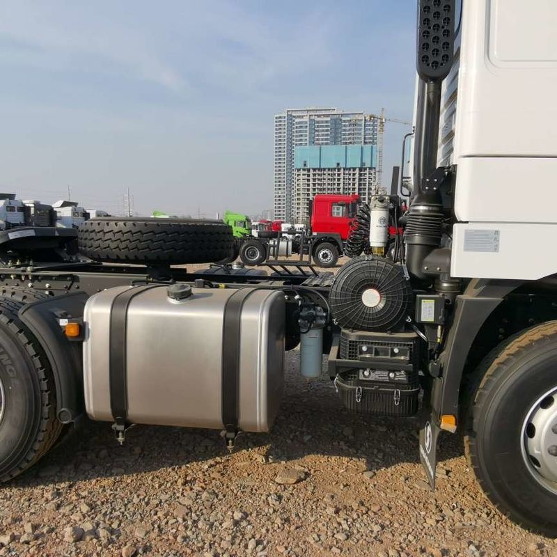 Rojo SHACMAN F3000 375HP Euro V 6 ruedas Tractor cabeza 4x2 motor WEICHAI