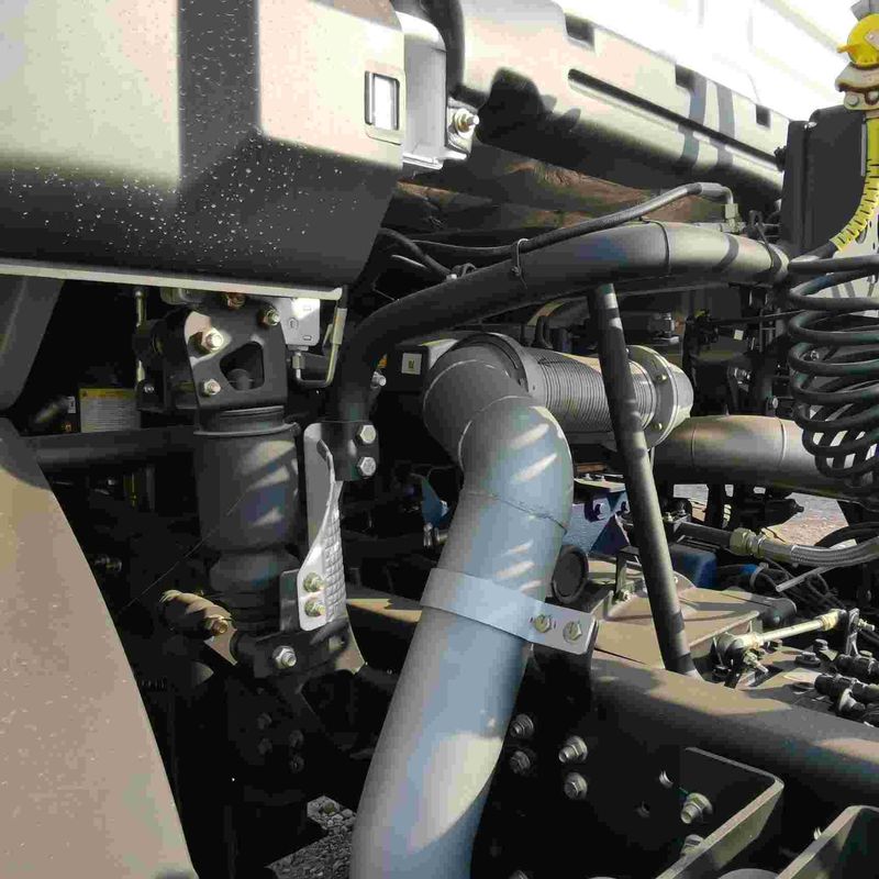 Rojo SHACMAN F3000 375HP Euro V 6 ruedas Tractor cabeza 4x2 motor WEICHAI
