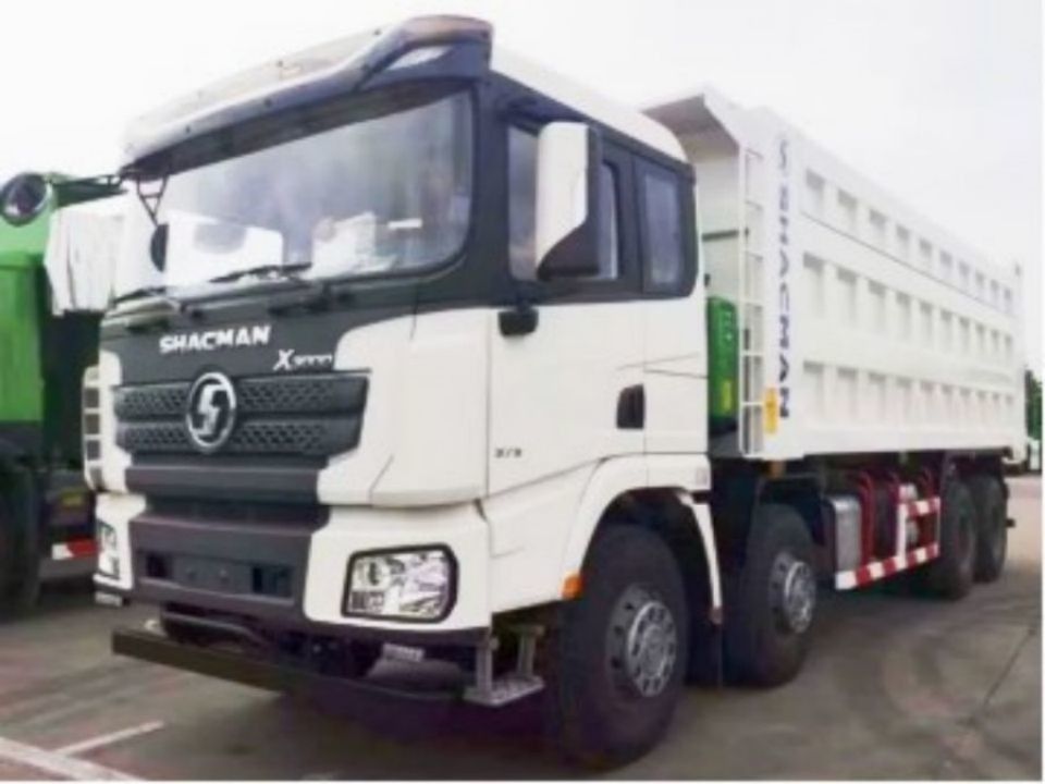 SHACMAN 8x4 440HP EuroV camión pesado blanco 20 - 30 toneladas camión de tirón