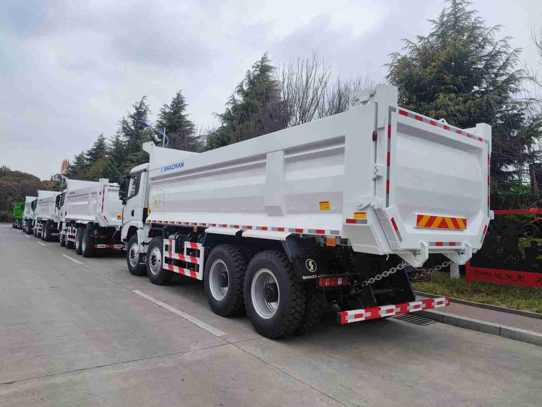 Venta directa de fábrica de 450 HP Shacman X3000 8 * 4 camión de remate Nuevo camión de 12 ruedas