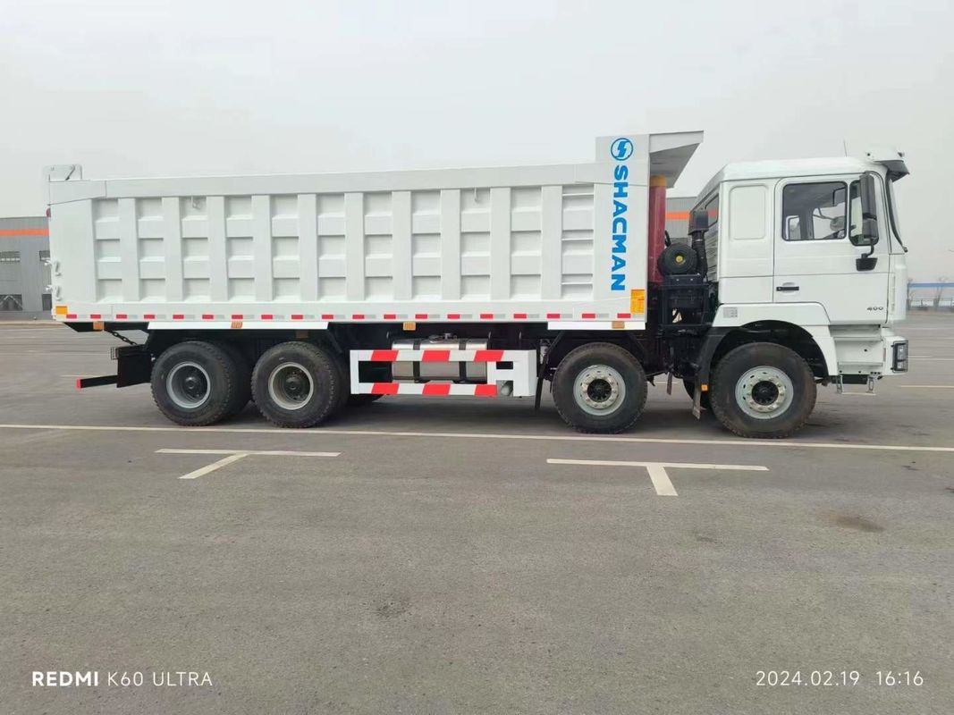 Venta directa de fábrica de 450 HP Shacman X3000 8 * 4 camión de remate Nuevo camión de 12 ruedas