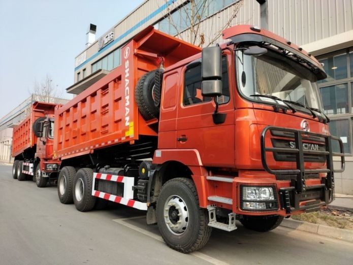 Sistema de mitigación de colisiones de camiones pesados de basura de color rojo neón 25T Capacidad 6x6 6x4 8x4 Tipo de conducción 12 ruedas 1800 3200 1350mm Wheel